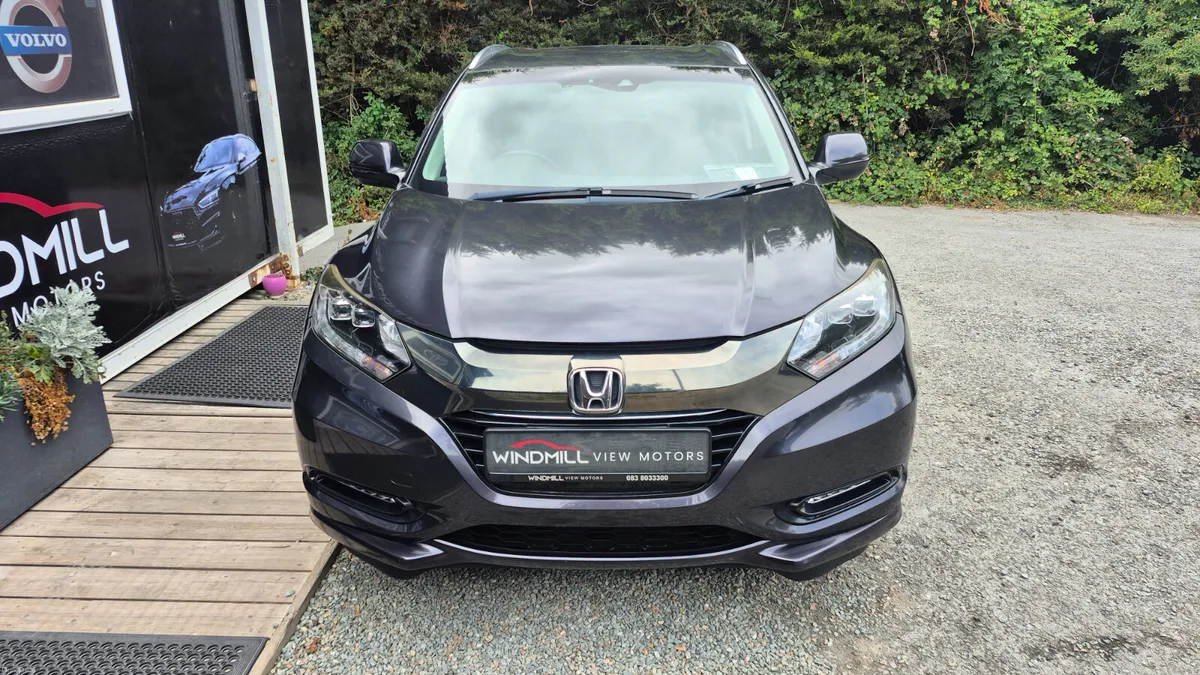 Honda Vezel 1.5 Hybrid Automatic 2017 - Image 4