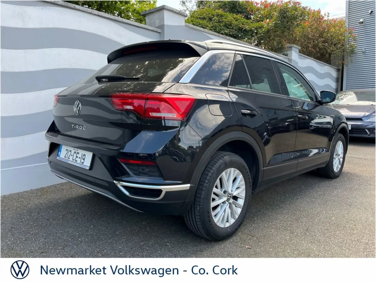 Volkswagen T-Roc 2.0TDI 115BHP DESIGN 6 SPEED - Image 4