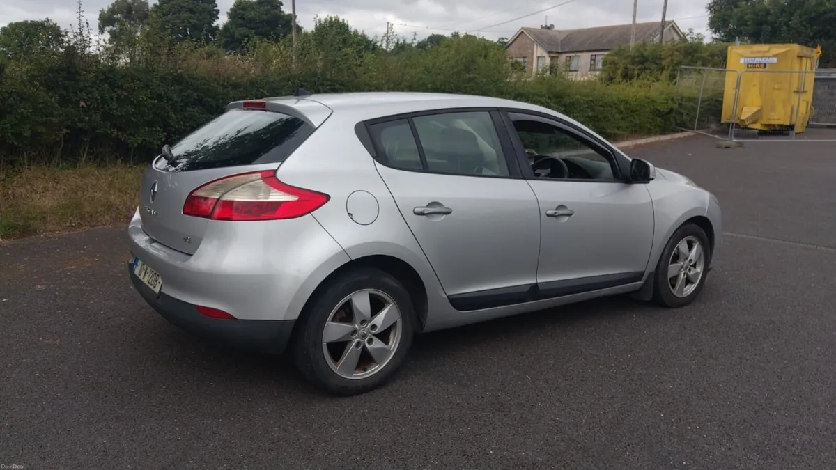 Renault Megane 1.5 dci. Tax and Test. - Image 3