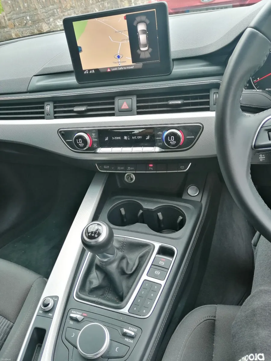 Audi A4 2017 - Image 4