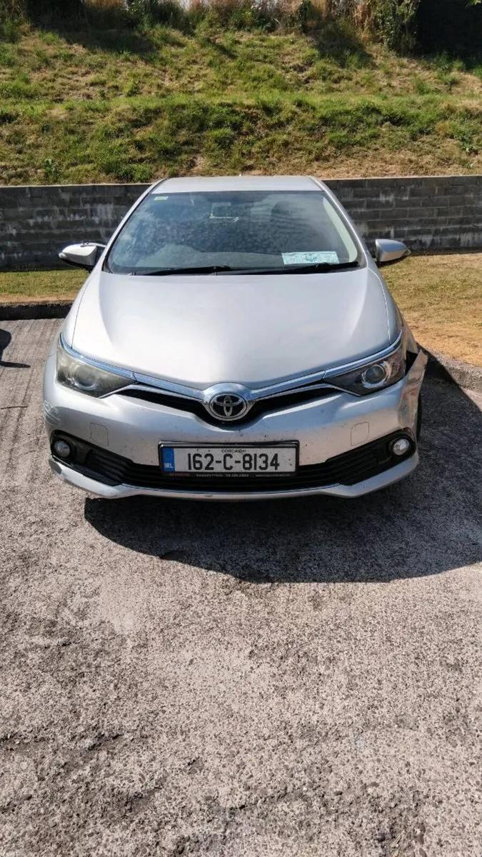 Toyota Auris 2016 - Image 3