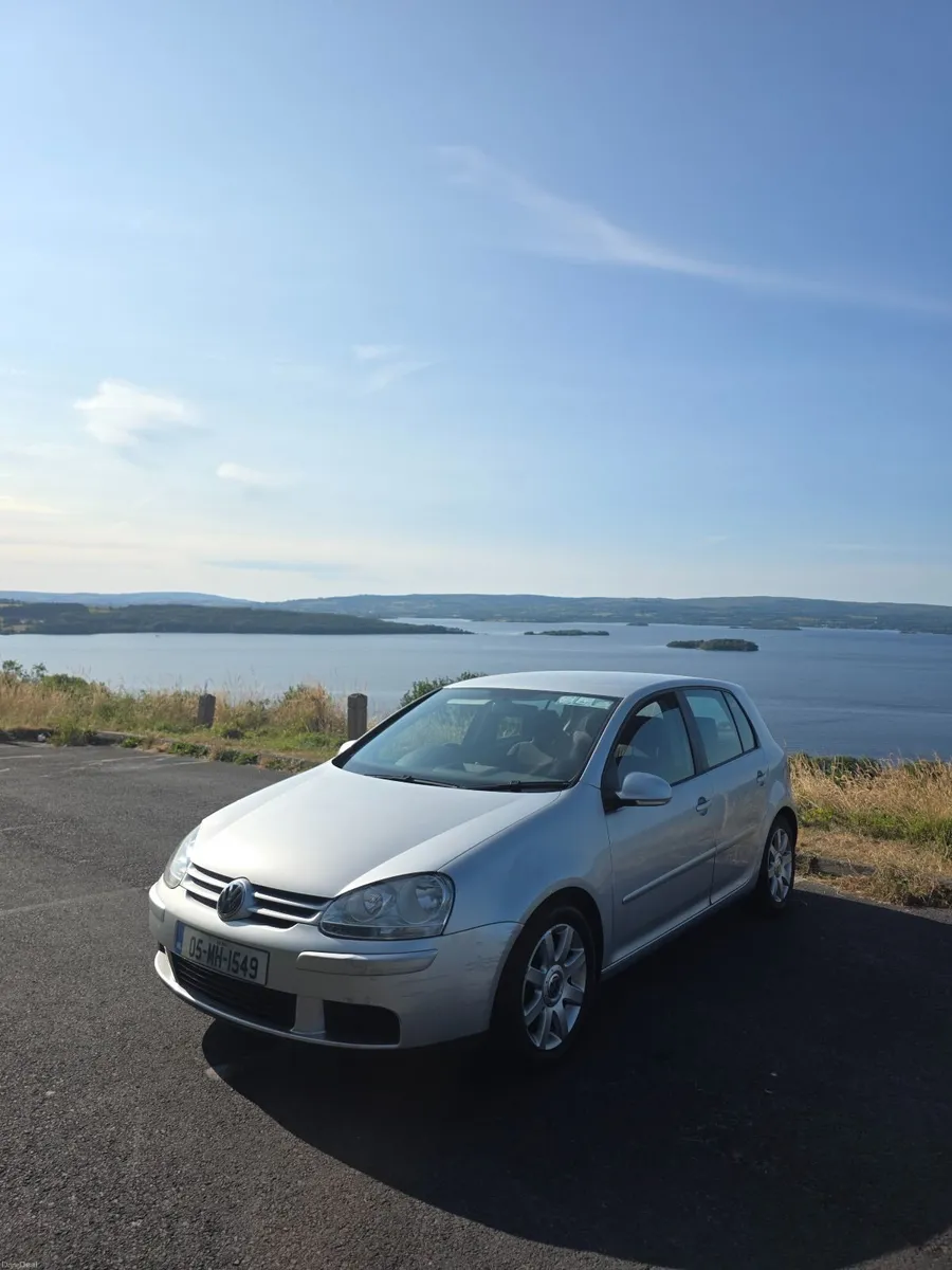 Volkswagen Golf 2005 - Image 1