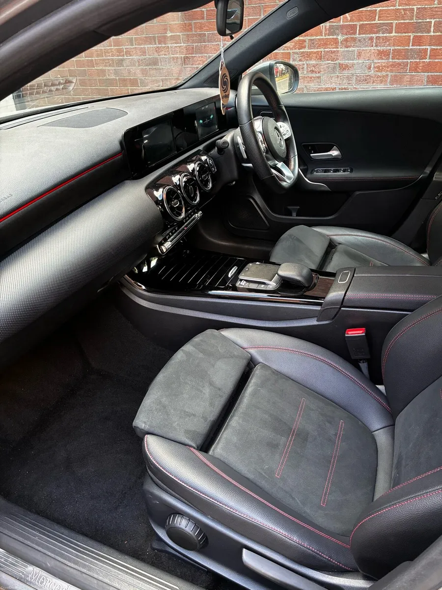Mercedes-benz A200 AMG line 5dr Auto - Image 6