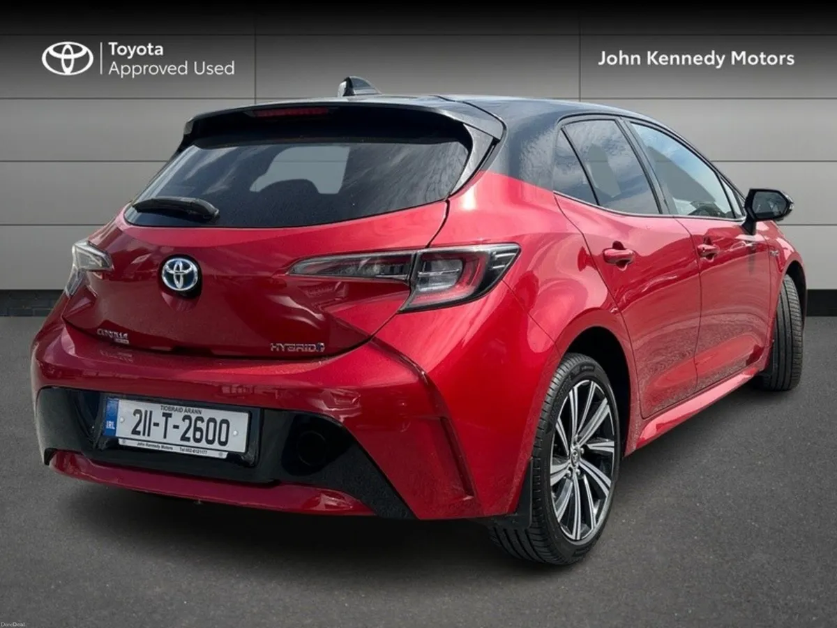 Toyota Corolla HYBRID L/SPORT HB - Image 2