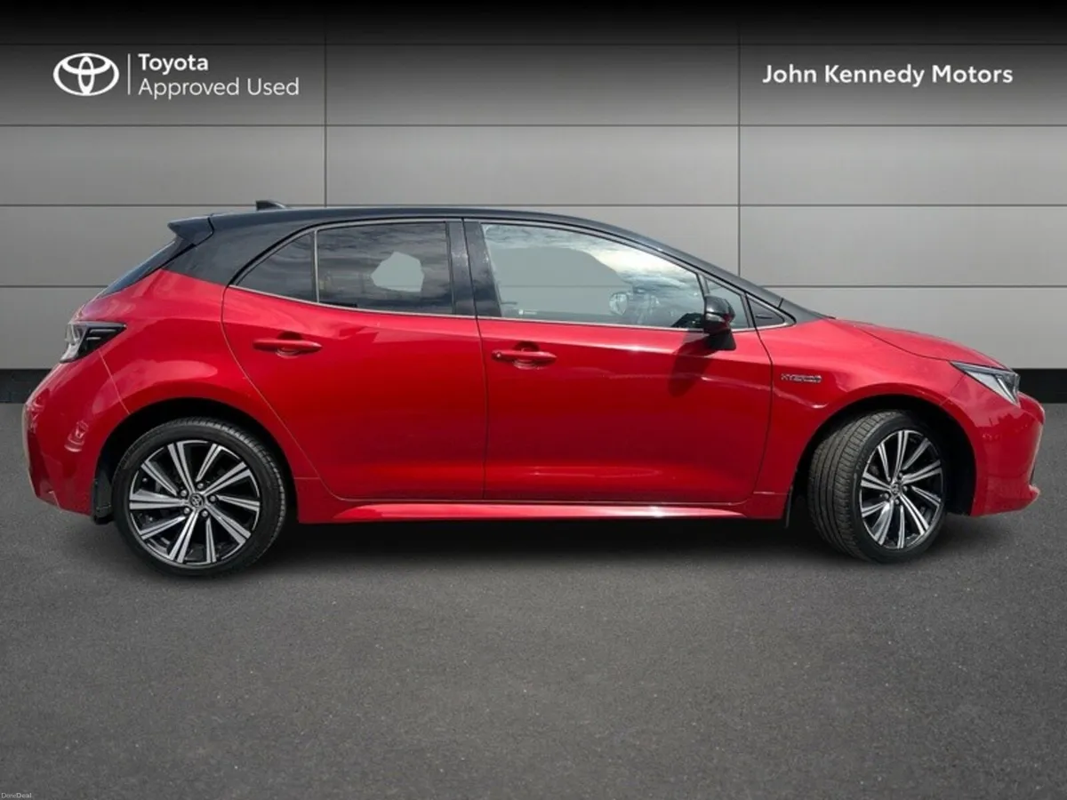 Toyota Corolla HYBRID L/SPORT HB - Image 3