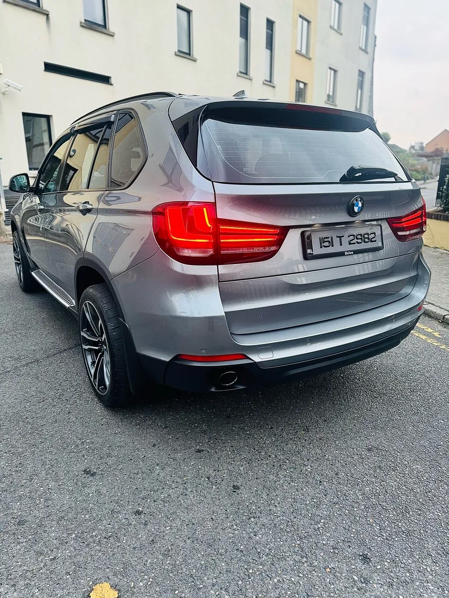 2015 x5 3.0D - Image 2