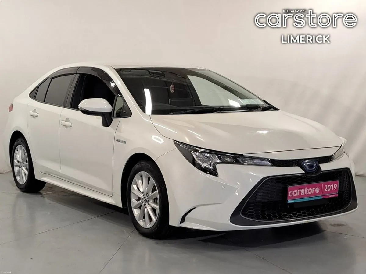 Toyota Corolla 1.8 HYBRID - Image 1