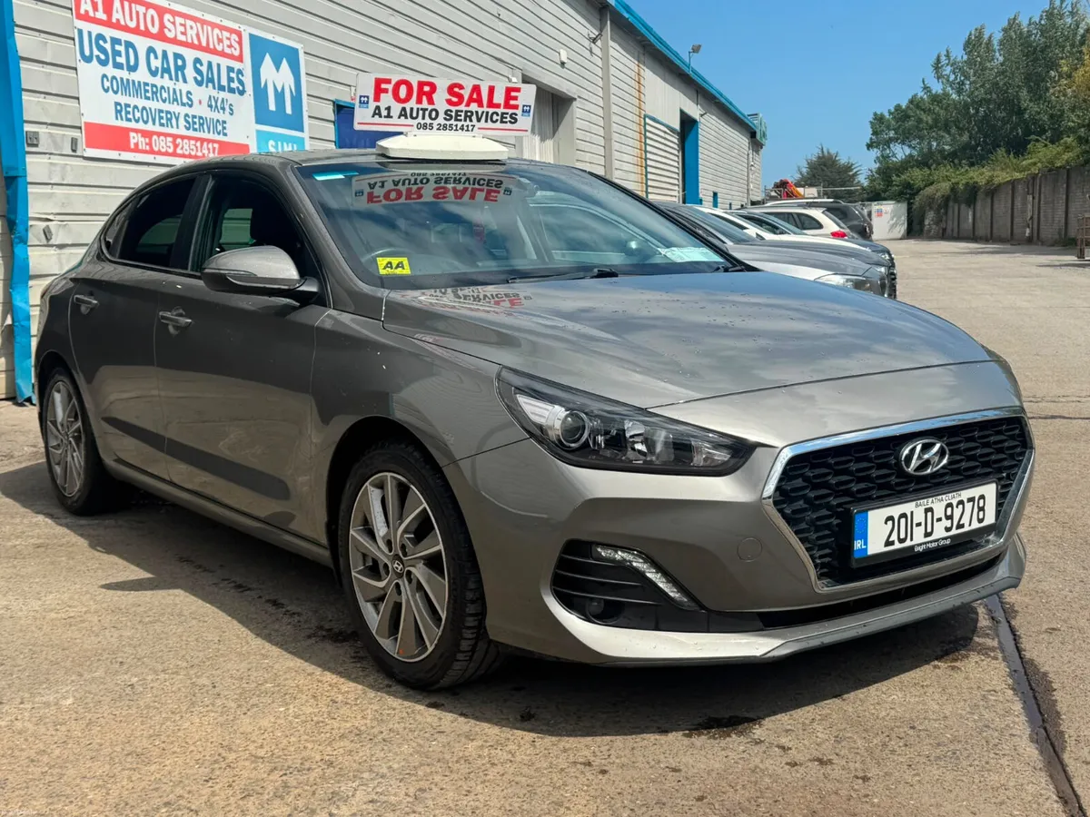 Hyundai i30 Fastback 2020 - Image 1