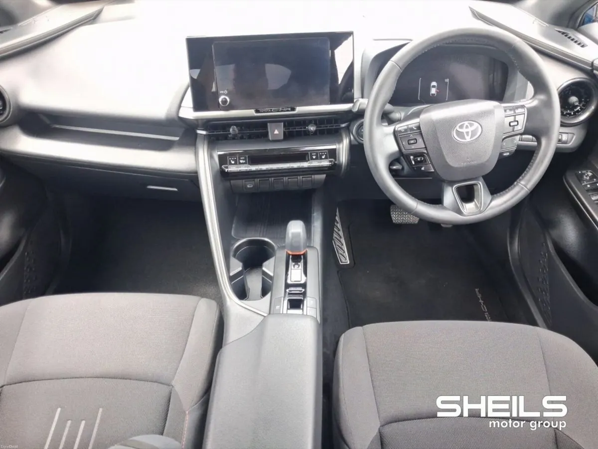 Toyota C-HR 1.8 HYBRID SPORT - Image 3