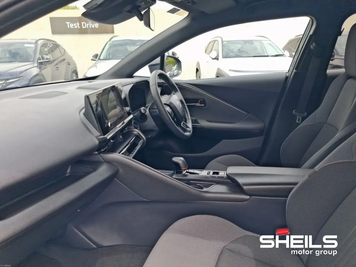 Toyota C-HR 1.8 HYBRID SPORT - Image 5