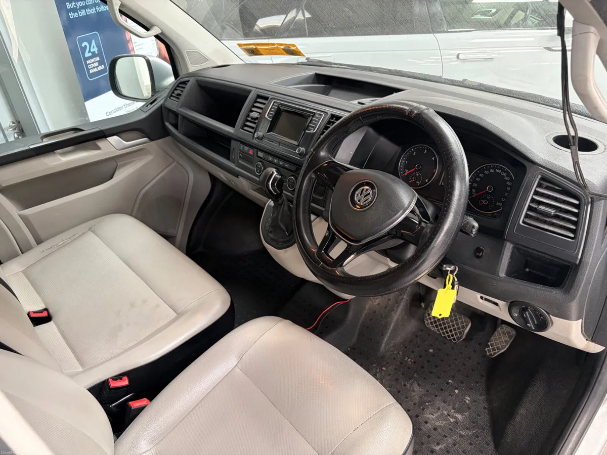 Volkswagen Kombi 2017 9 SEATER AUTOMATIC - Image 3
