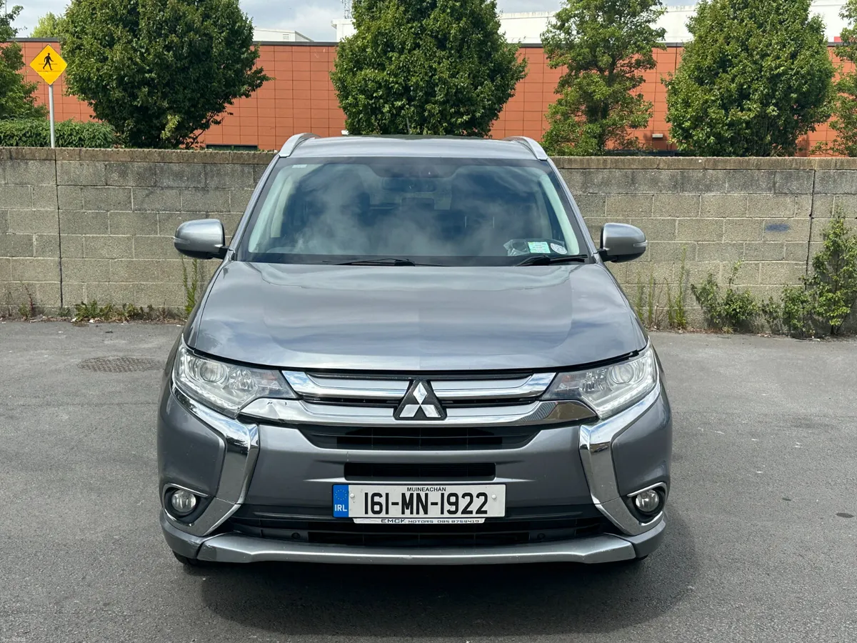 Mitsubishi Outlander2016,Auto2.2D GX3 4WD+Nct11-27 - Image 3