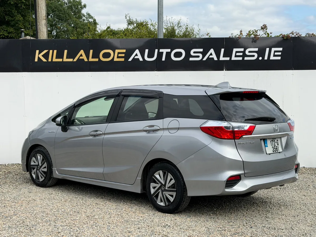 Honda Shuttle 1.5 petrol Hybrid Auto - Image 4