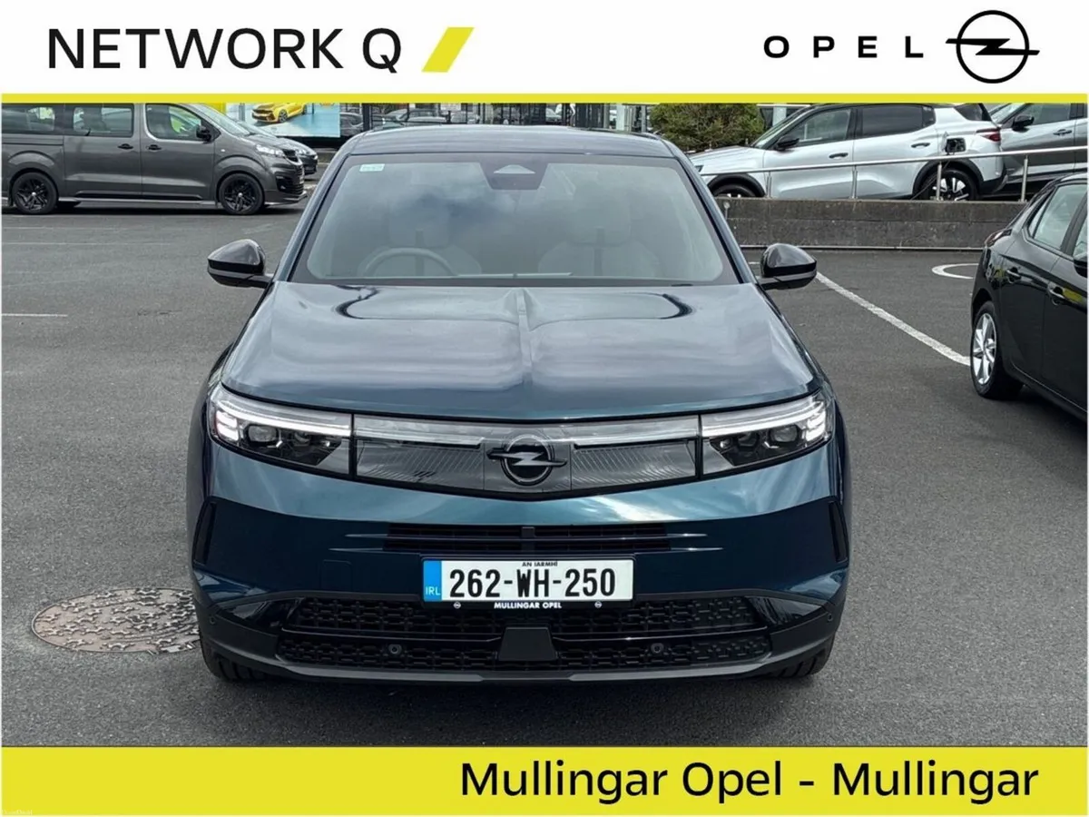 Opel Grandland 1.2 GS M/Hybrid GS- DEMO LOW KMS - Image 2