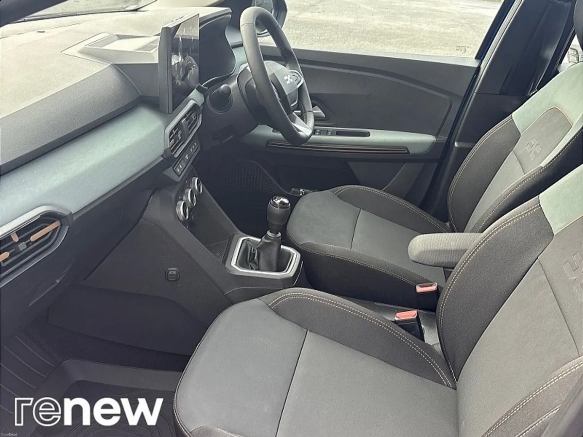 Dacia Sandero Stepway EXTREME 1.0 TCE 110 BHP 5DR - Image 5