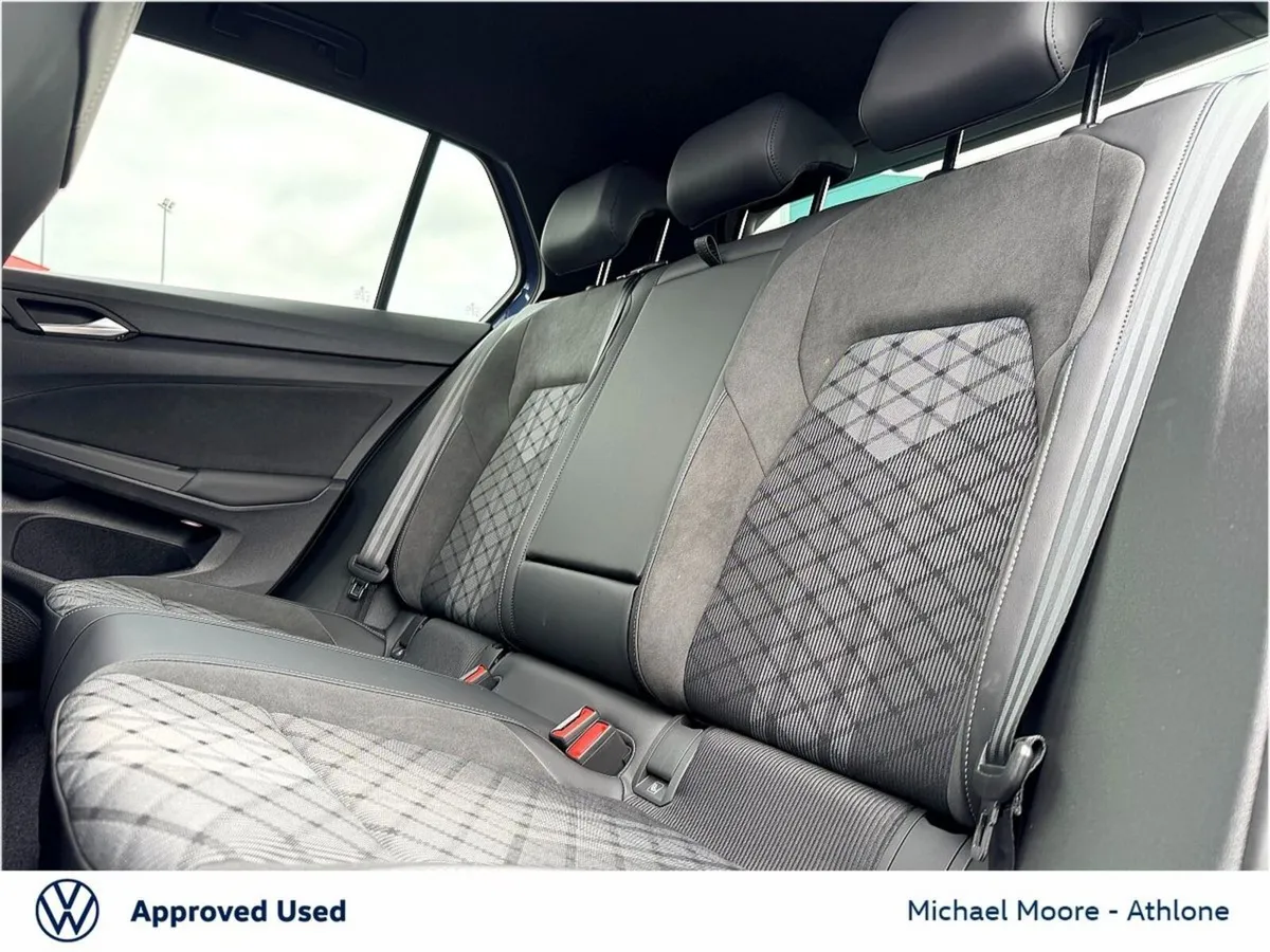 Volkswagen Golf R-LINE 2.0 TDI 150HP *DEMO* - Image 6