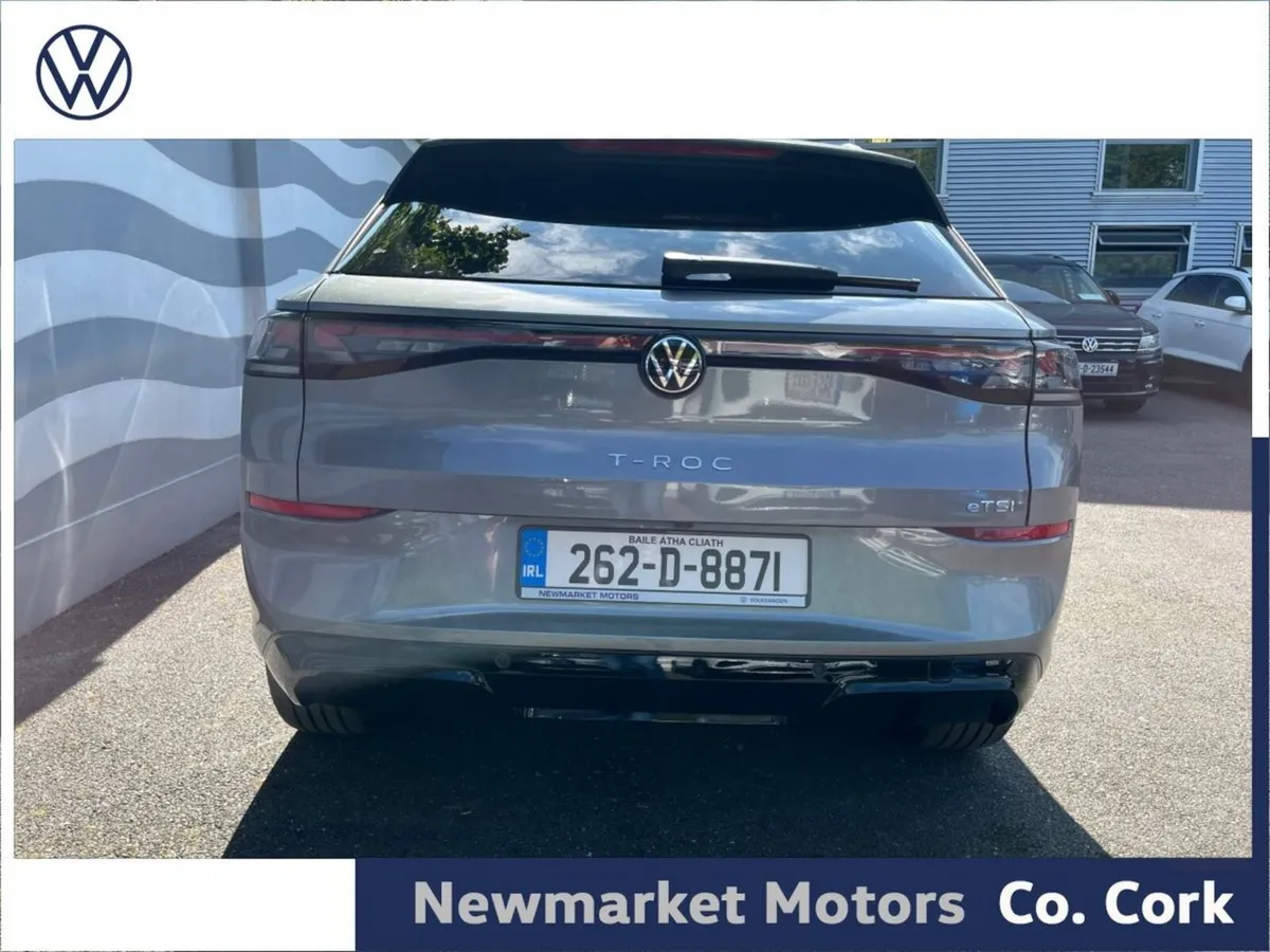 Volkswagen T-Roc R-LINE PLUS 1.5TSI 150BHP DSG AUT - Image 6