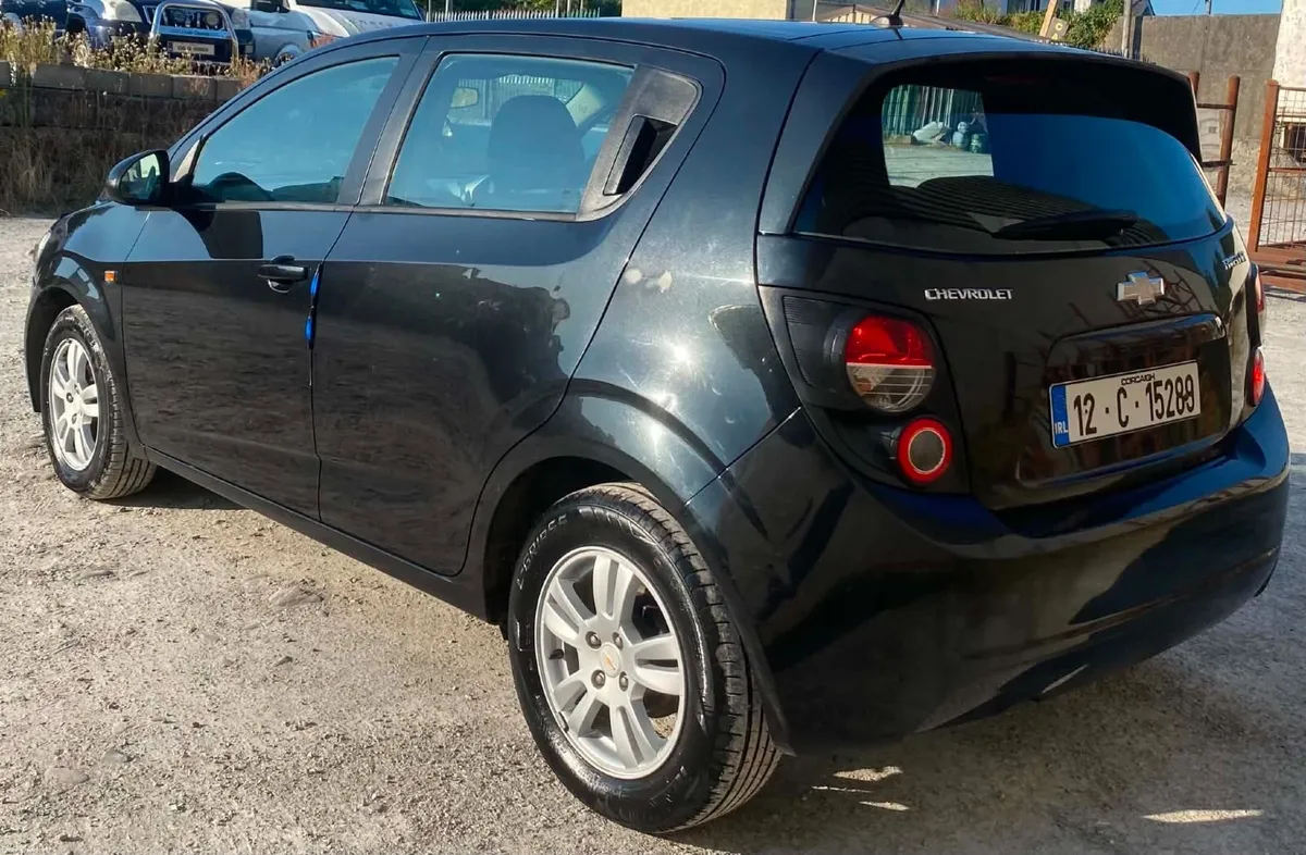 Chevrolet Aveo 2012 - Image 4