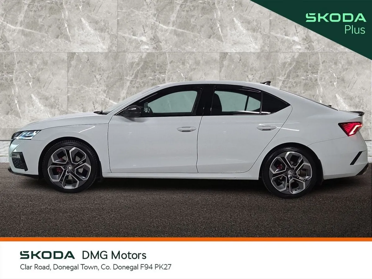 Skoda Octavia 2.0 TDI 200BHP DSG RS - Image 6