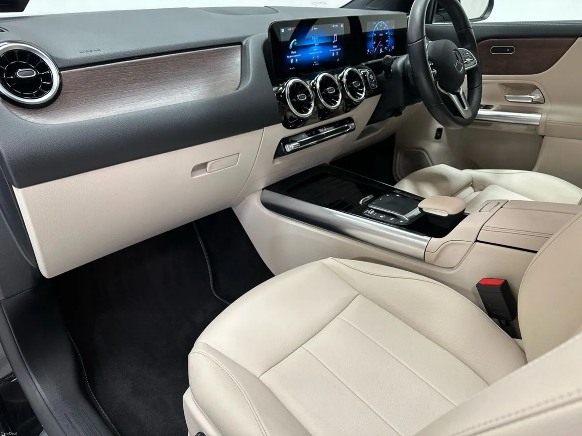 Mercedes-Benz GLA GLA180 D Progressive Line - Image 6