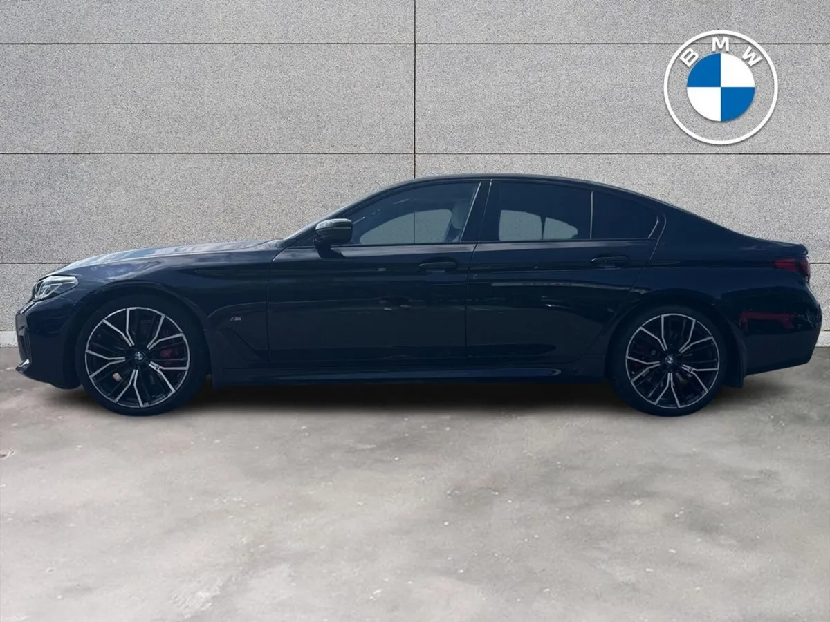 BMW 5-Series 520d M Sport (MHT) - Image 3