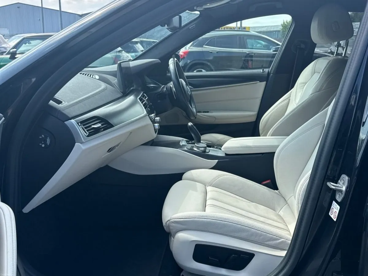 BMW 5-Series 520d M Sport (MHT) - Image 6