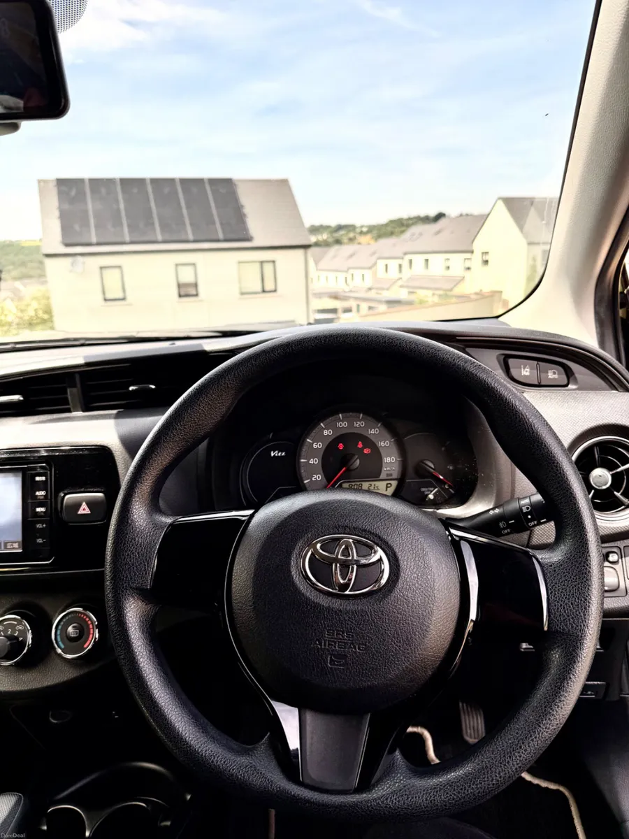 Toyota Vitz 2016 - Image 6