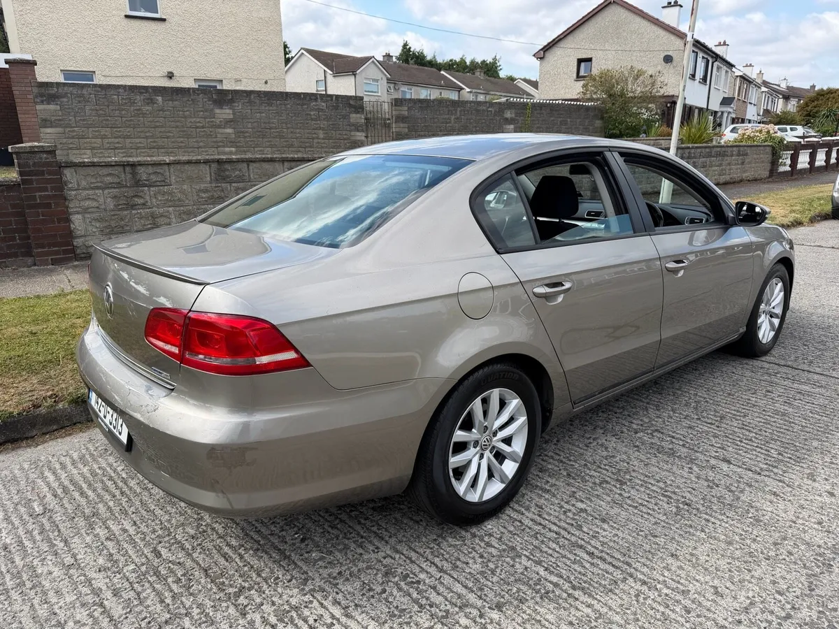 142 VW Passat 1.6TDI manual - Image 4