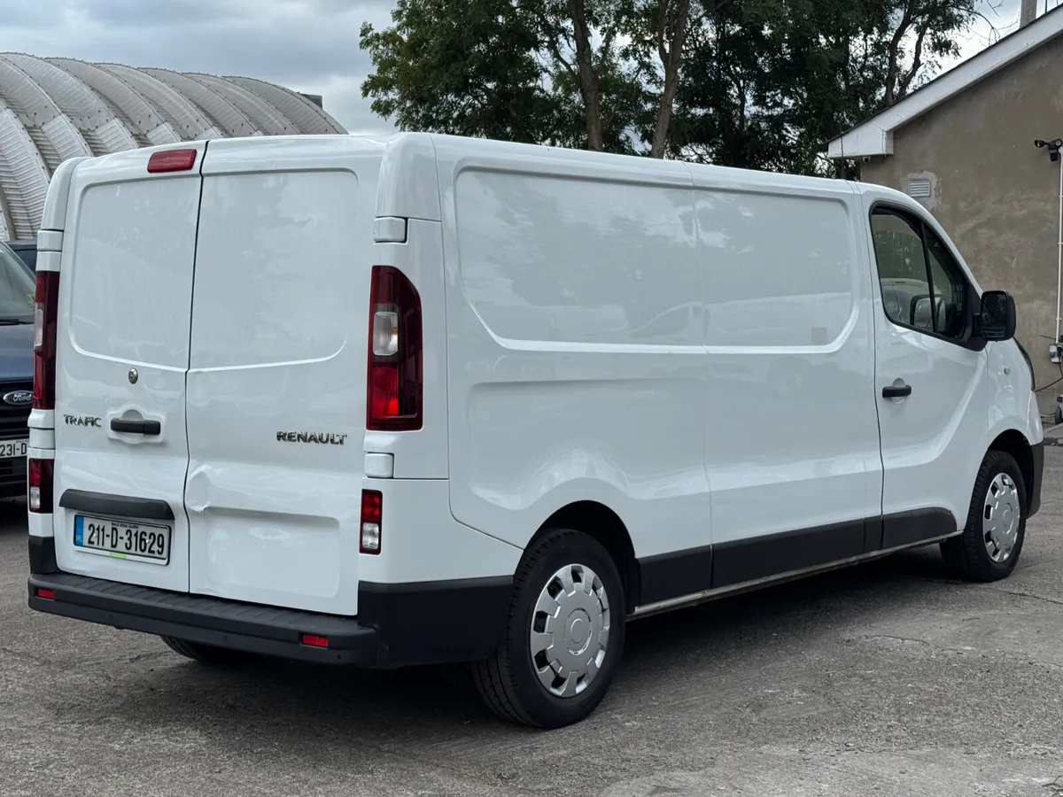 RENAULT TRAFIC “DOE&TAX”  2021 - Image 6