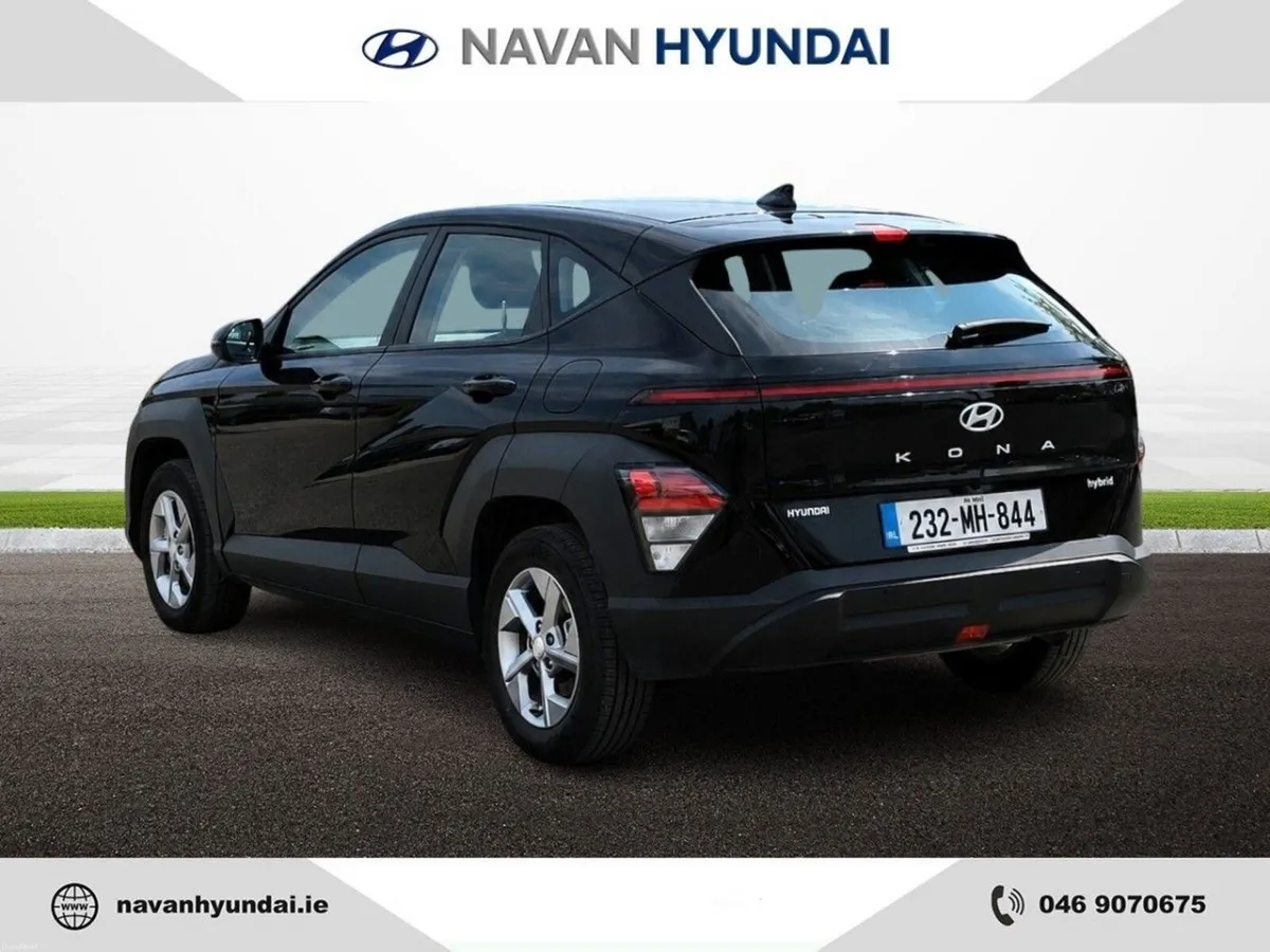 Hyundai KONA 1.6 HYBRID Signature Auto - Image 6
