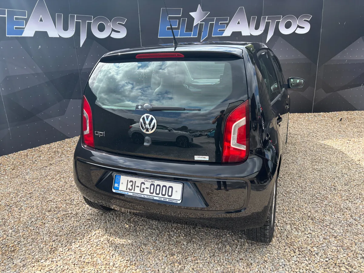 Volkswagen UP! 1.0 Automatic 2013 - Image 5
