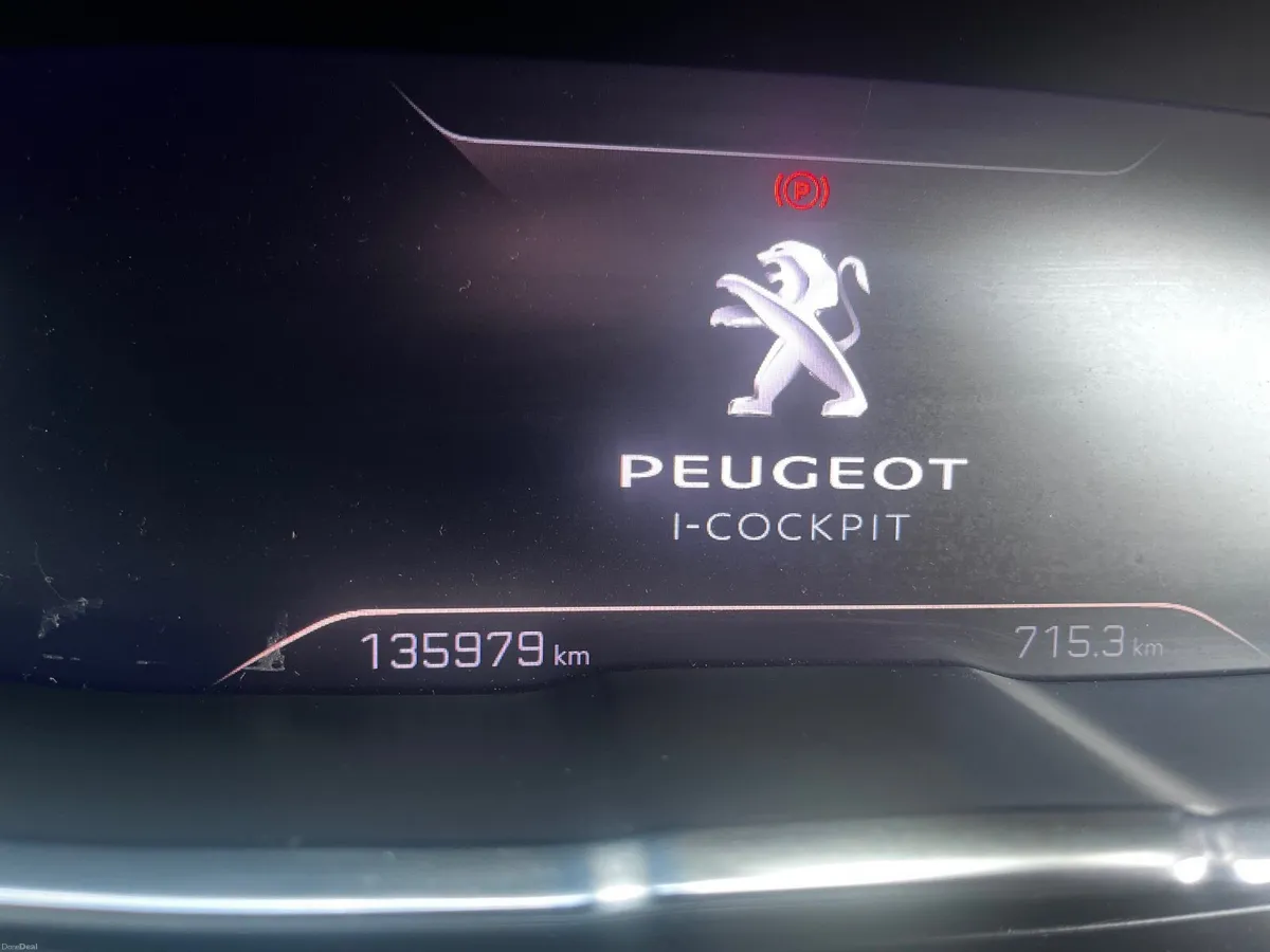 Peugeot 5008 2021 - Image 1