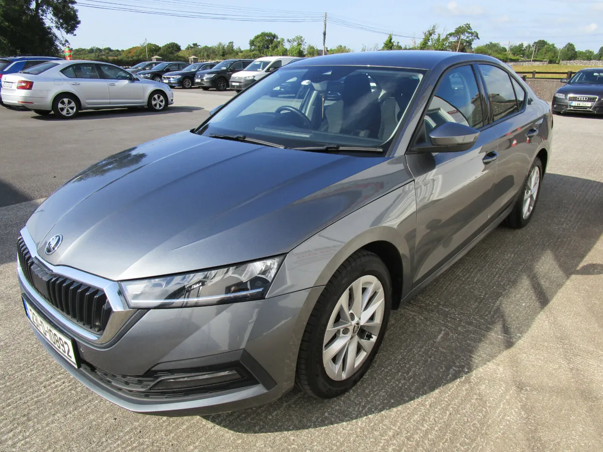 Skoda Octavia 2023 - Image 3