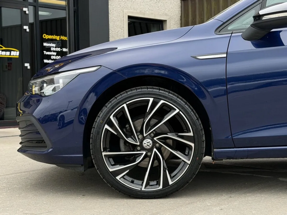 Volkswagen Golf STYLE TDI S-A DSG - Image 6