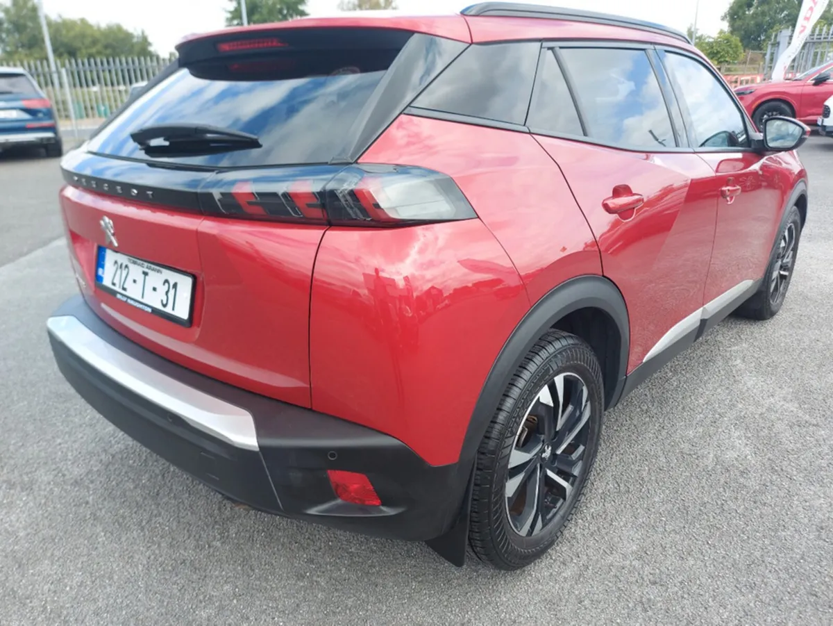 Peugeot 2008 ALLURE 1.5 BLUE HDI 100 6 6.2 4DR - Image 6