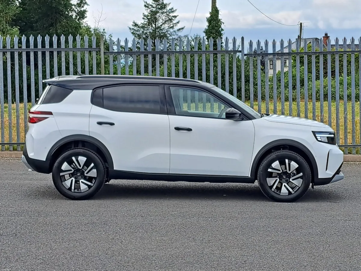 Opel Frontera GS 1.2TURBO 136BHP MILD HYBRID AUTOM - Image 4