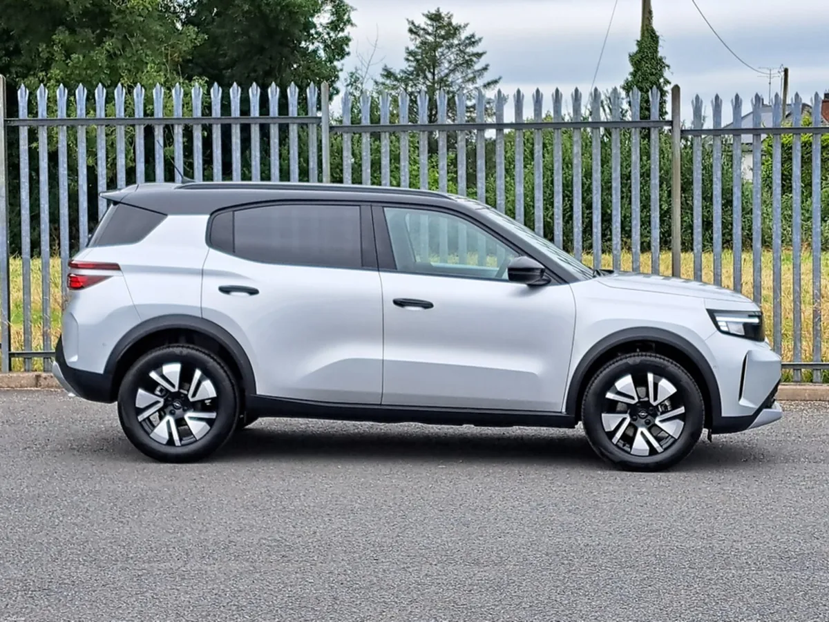 Opel Frontera GS 1.2TURBO 136BHP MILD HYBRID AUTOM - Image 4