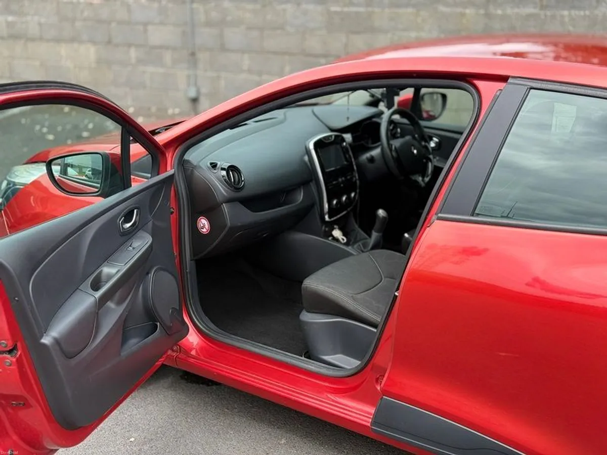 2015 Renault Clio - Image 5