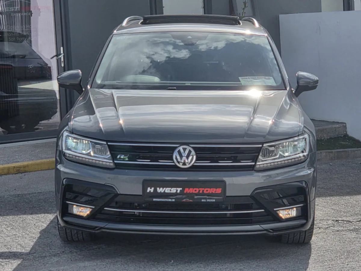 Volkswagen Tiguan R-LINE 2.0 TDI MANUAL 6SPEED FWD - Image 5