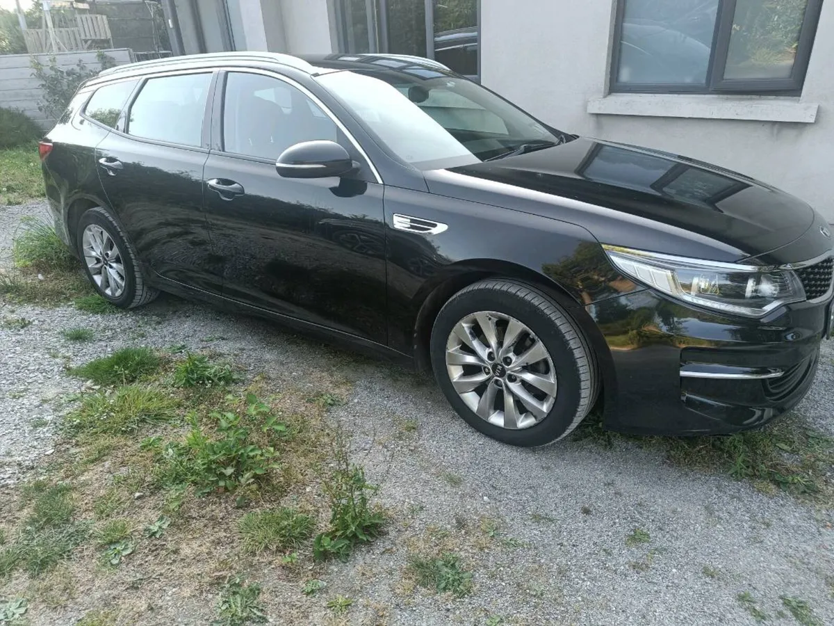 2018 Kia Optima Estate - Image 1