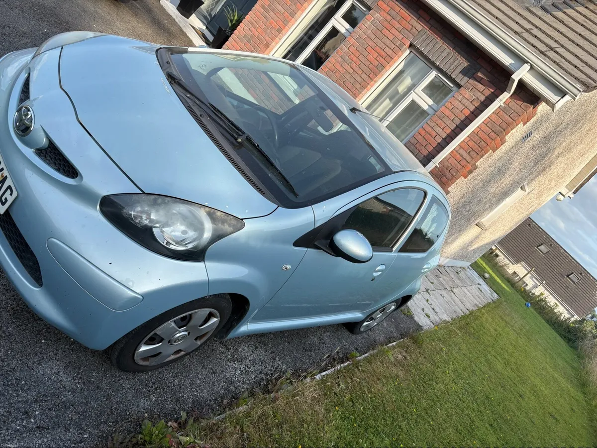 Toyota Aygo 2006 - Image 2