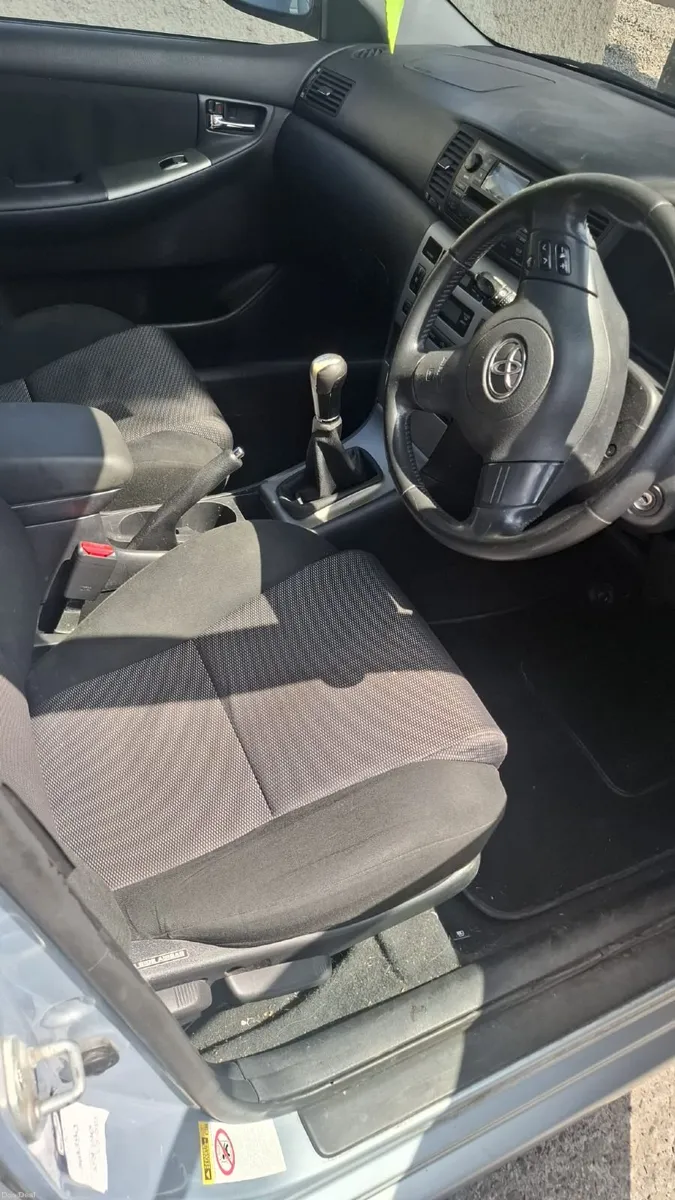 Toyota Corolla 2007 - Image 2