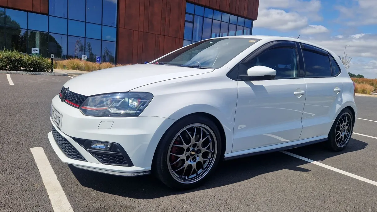 2016 VOLKSWAGEN POLO GTI - Image 1