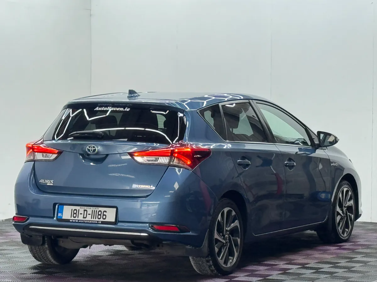 2018 Toyota Auris 1.8 Hybrid SOL, Automatic - Image 6