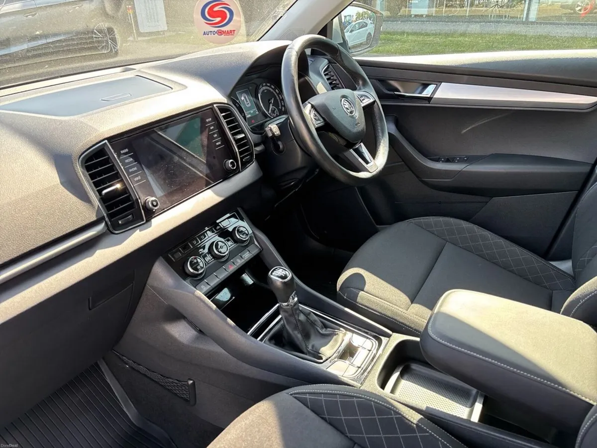 Skoda Karoq 1.0TSI 115bhp Ambition - Image 3