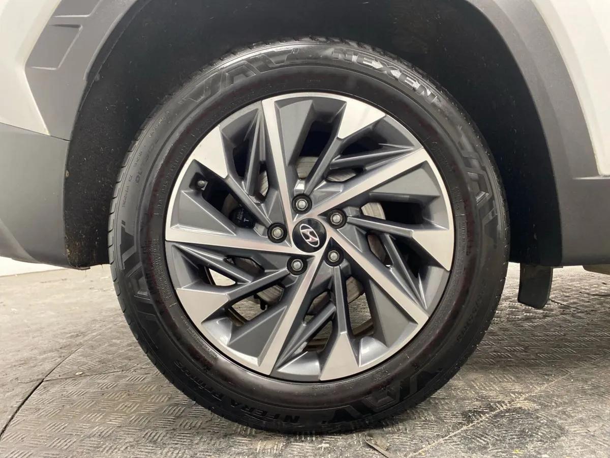 Hyundai Tucson 2WD Executive - Image 5