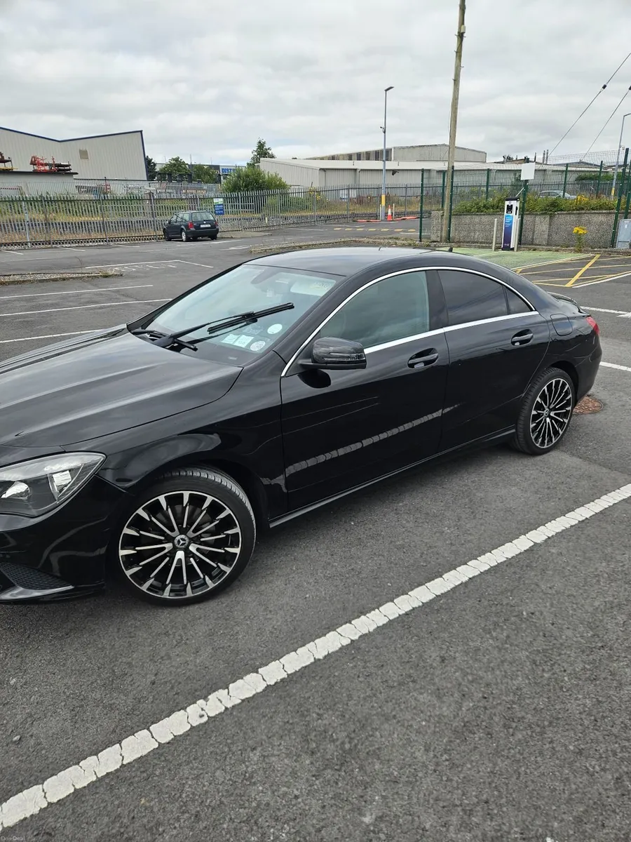 Mercedes-Benz CLA 200 - Image 4