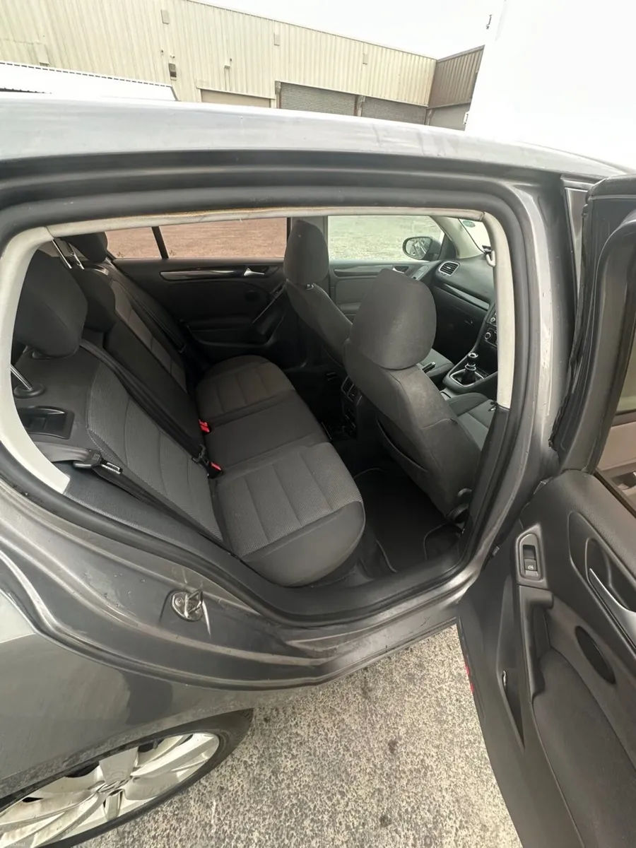 Volkswagen Golf 2012 - Image 6