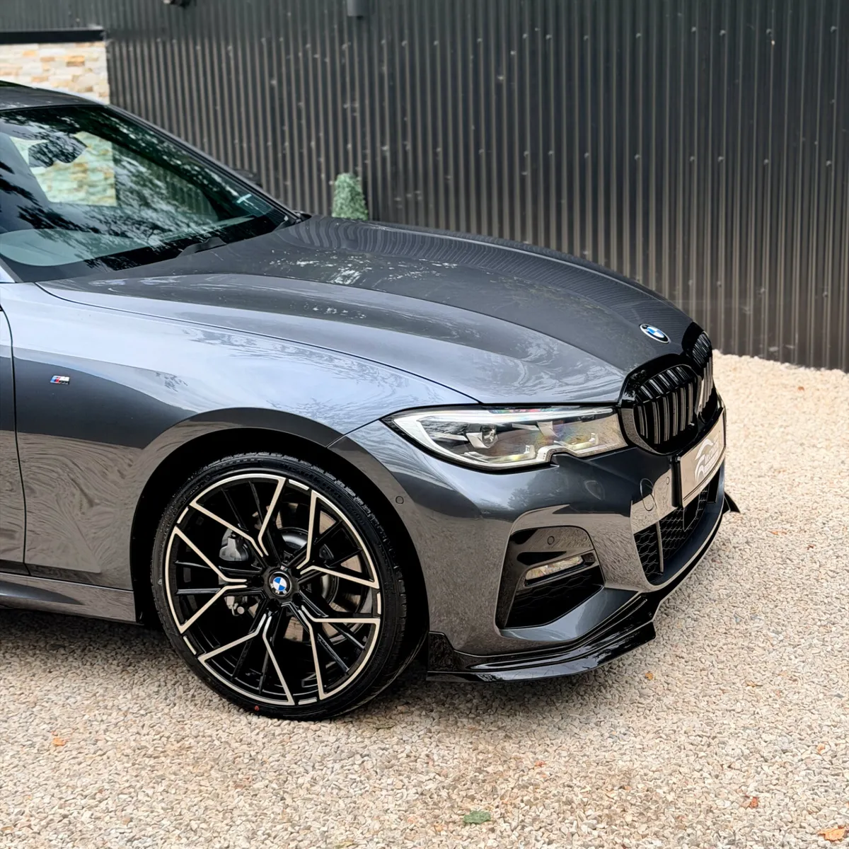 2021 (211) BMW 330E M Sport *SUNROOF* - Image 3