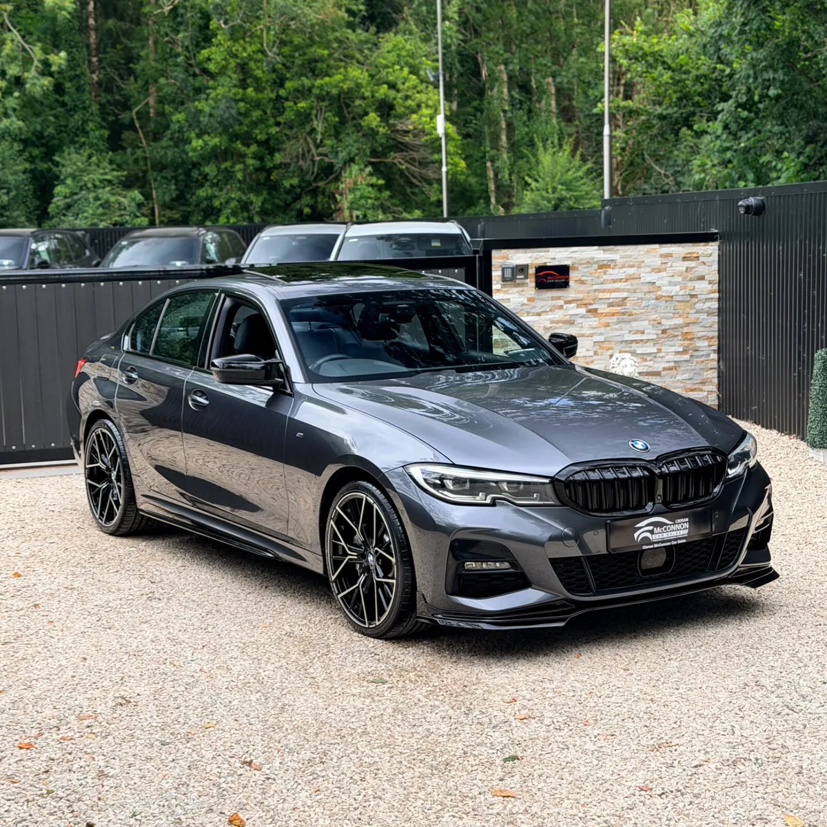 2021 (211) BMW 330E M Sport *SUNROOF* - Image 1